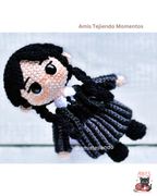 Merlina Addams Amigurumi Patrón PDF